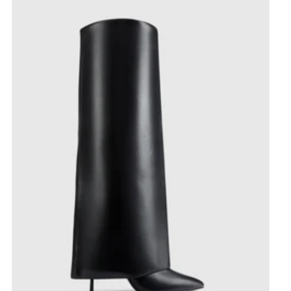 FEMME LA ECLIPSE BOOT ( runs small)